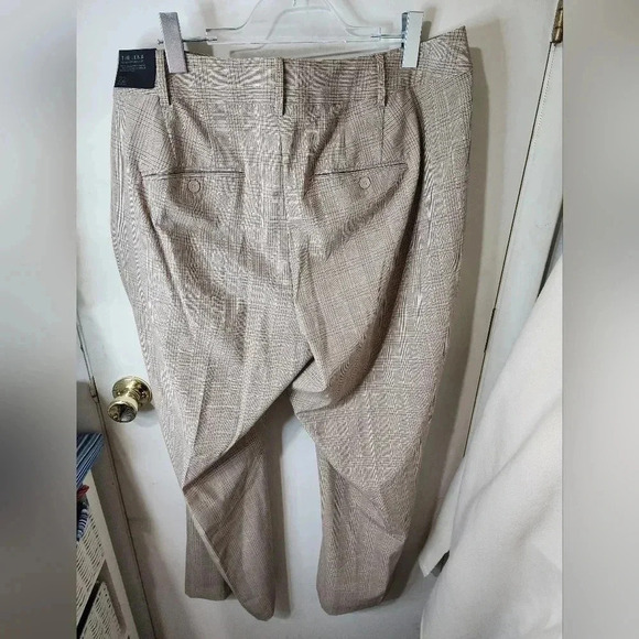 NWT Lane Bryant The Lena Moderately Curvy Fit Plus Size 22R Trouser Tan Plaid - Picture 2 of 9
